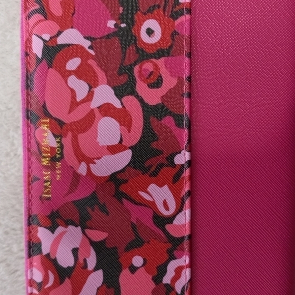 Isaac Mizrahi Pink and Red Floral Cosmetic Make Up Brush Travel Bag - Picture 5 of 7